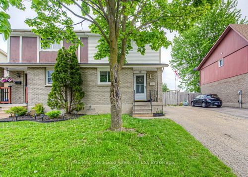 48 Timberlane Cres, Kitchener, ON, N2N1S9 | Card Image