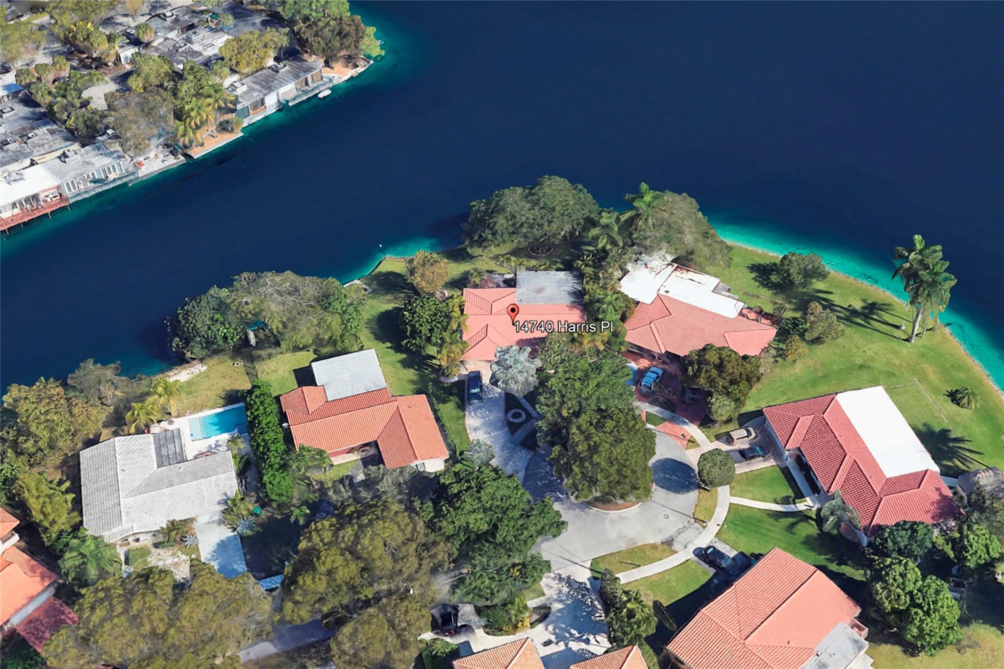 Harris Pl, Miami Lakes, FL 33014