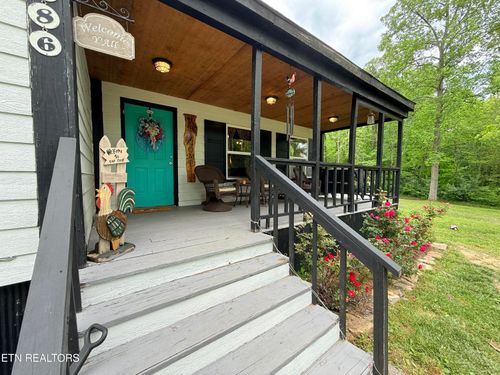 586 Rugby Hwy, Robbins, TN, 37852-3740 | Card Image