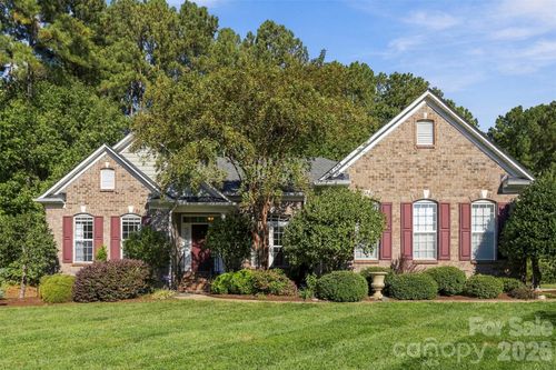 205 Woodward Ridge Dr, Mount Holly, NC, 28120-9272 | Card Image