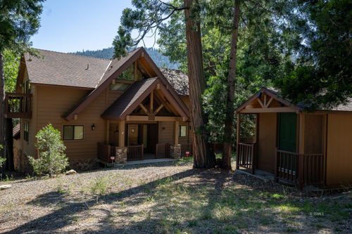 10817 Ponderosa Dr, Wofford Heights, CA, 93285-9689 | Card Image