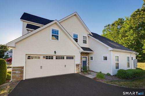 200-200 Pepin Pl, South Windsor, CT, 06074-4186 | Card Image