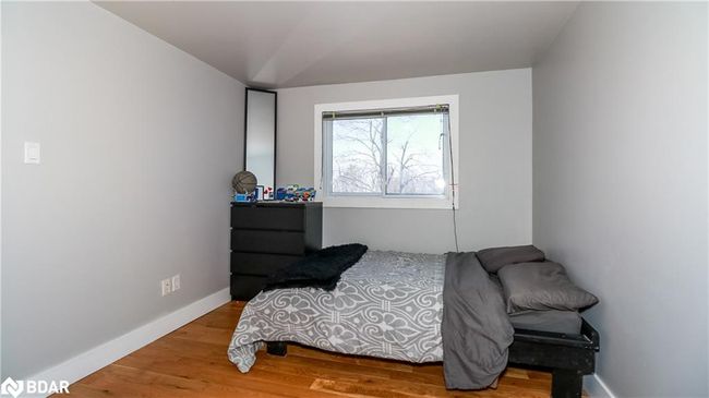 51 Christie Cres, House other with 4 bedrooms, 2 bathrooms and 5 parking in Barrie ON | Image 21