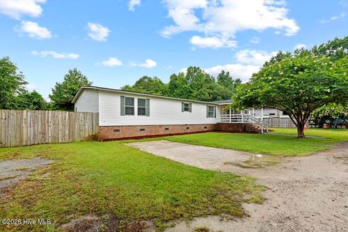 126 Elizabeth Dr E, Hubert, NC, 28539-3622 | Card Image
