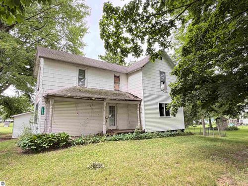 10260 E Coe Rd, Saint Louis, MI, 48880-9511 | Card Image