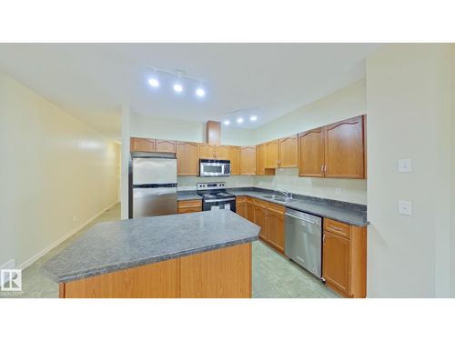 78-3010 33 Ave Nw, Edmonton, AB, T6T0C3 | Card Image