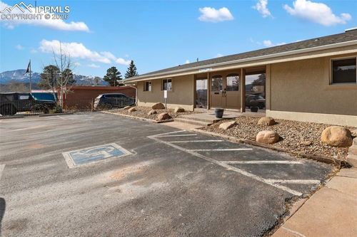 350 N Pine St, Woodland Park, CO, 80863-9512 | Card Image