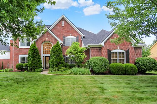 5761 Coopers Hawk Dr, Carmel, IN, 46033-8940 | Card Image