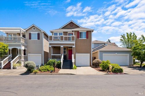 1028 Addison Cir, Petaluma, CA, 94952-5538 | Card Image