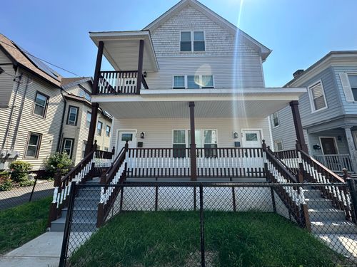 48 Brook St, Hartford, CT, 06120-2522 | Card Image