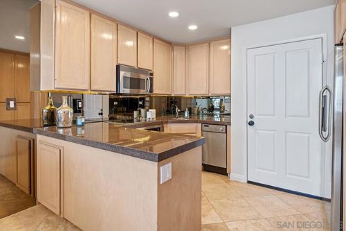 648-1562 Camino Del Mar, Del Mar, CA, 92014 | Card Image