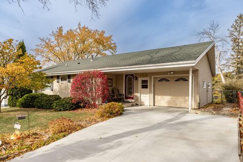 617 22nd St Ne, Rochester, MN, 55906-4292 | Card Image