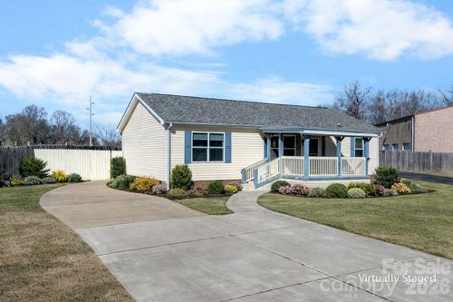 999 Stones Throw Dr, Concord, NC, 28025-9161 | Card Image