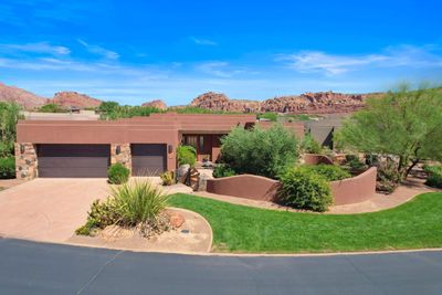 Beautiful house with lovely views! | Image 1