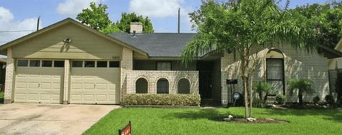 9819 Catlett Lane, La Porte, TX, 77571 | Card Image