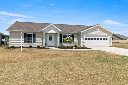 66 Cobblestone Blvd, Gas City, IN, 46933-1651 | Card Image