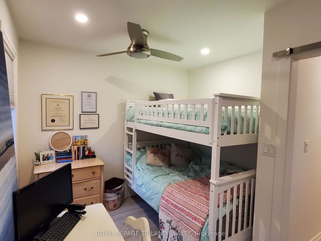 385 Front St, House other with 2 bedrooms, 3 bathrooms and 4 parking in Port Stanley ON | Image 10