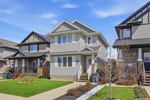 646 Hampton Circle, Saskatoon, SK, S7R0J5 | Card Image