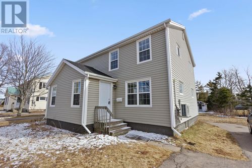 204 Belvedere Ave, Charlottetown, PE, C1A2Z3 | Card Image