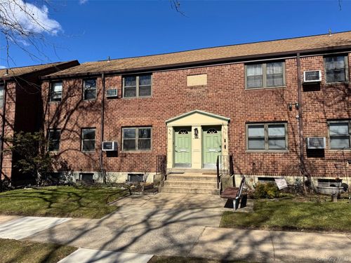 lower-57-41 246th Crescent, New York, NY, 11362 | Card Image