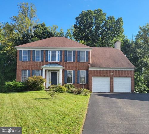 811 Lamoka Dr, ODENTON, MD, 21113-3663 | Card Image