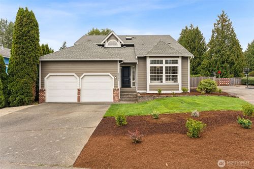 22009 131st Pl Se, Kent, WA, 98031-3901 | Card Image