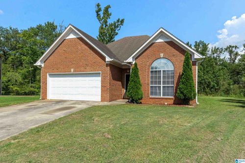 1512 Amberley Woods Cir, HELENA, AL, 35080-3818 | Card Image