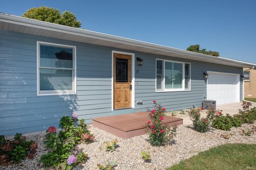 117 Holden Dr, Brookston, IN, 47923-8425 | Card Image