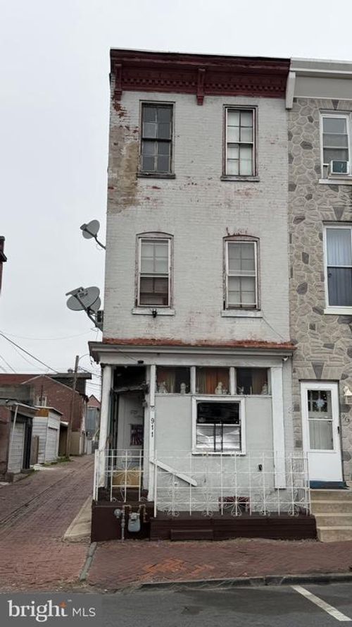 911 Walnut, READING, PA, 19601 | Card Image