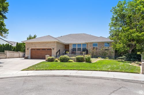 1637 Gaylawood Cir, Taylorsville, UT, 84123-5204 | Card Image