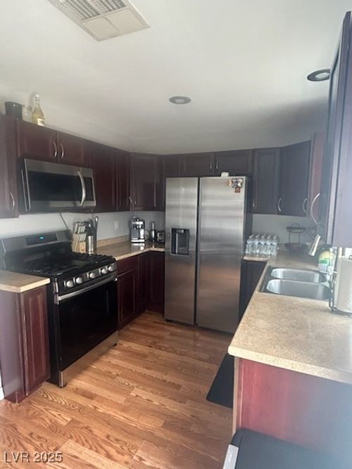 7098 Forest Vista St, Las Vegas, NV, 89147-4704 | Card Image