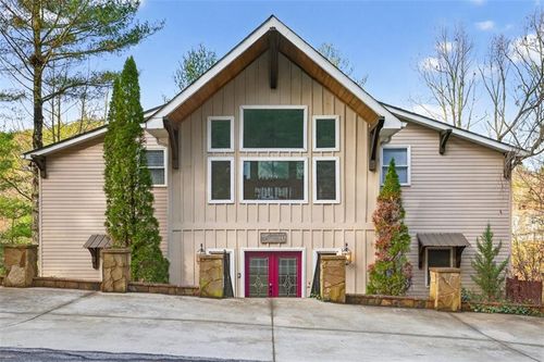 81 Dach Bruecke Gasse, Helen, GA, 30545-2934 | Card Image