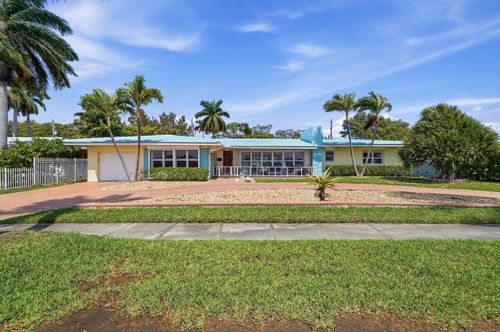 707 N Northlake Dr, Hollywood, FL, 33019-1110 | Card Image