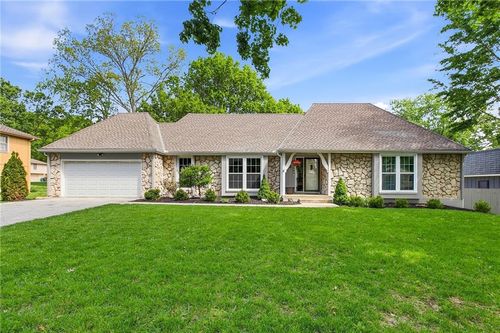 2110 120th St, Leawood, KS, 66209-1112 | Card Image