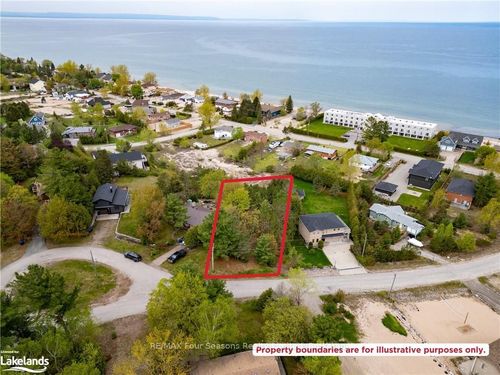 10 Lorrie Cres, Tiny, ON, L0L2T0 | Card Image