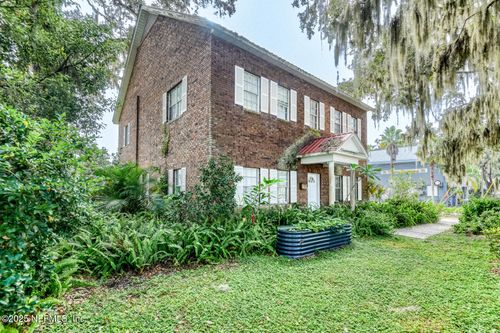 10 Central Ave, Crescent City, FL, 32112-2605 | Card Image