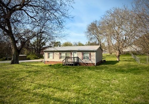 224 Chapman Ln, Columbia, TN, 38401-2622 | Card Image