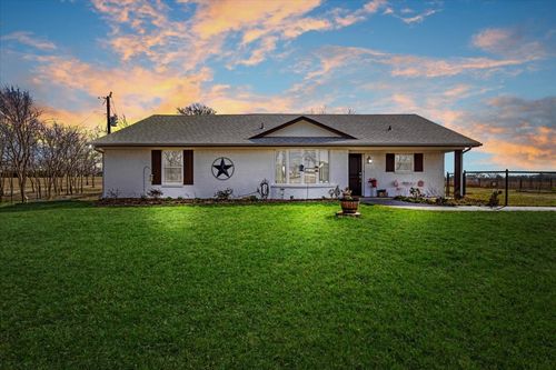 698 Hackberry Rd, Van Alstyne, TX, 75495-2371 | Card Image