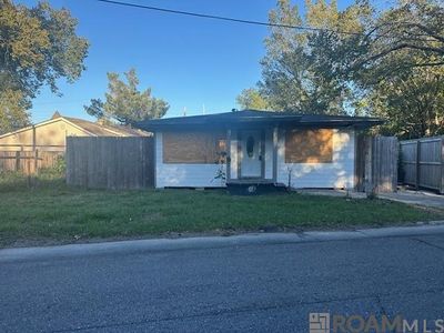 1343 Eddie Robinson Dr, House other with 3 bedrooms, 2 bathrooms and null parking in Baton Rouge LA | Image 2