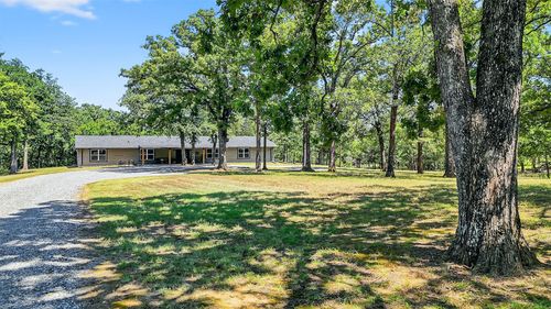 230 Frosty Hollow Rd, Denison, TX, 75021-5812 | Card Image