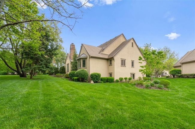 2100 W 115 Th St, House other with 4 bedrooms, 5 bathrooms and null parking in Leawood KS | Image 50