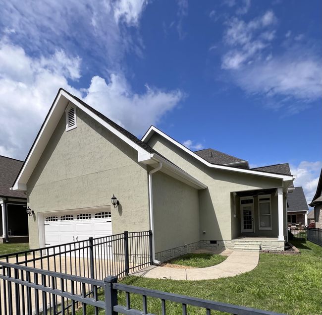 8739 Gentle Mist Cir, Home with 4 bedrooms, 3 bathrooms and 2 parking in Ooltewah TN | Image 4
