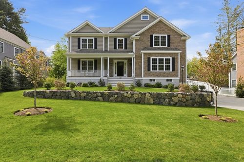 20 Larchmont Ln, Lexington, MA, 02420-4418 | Card Image