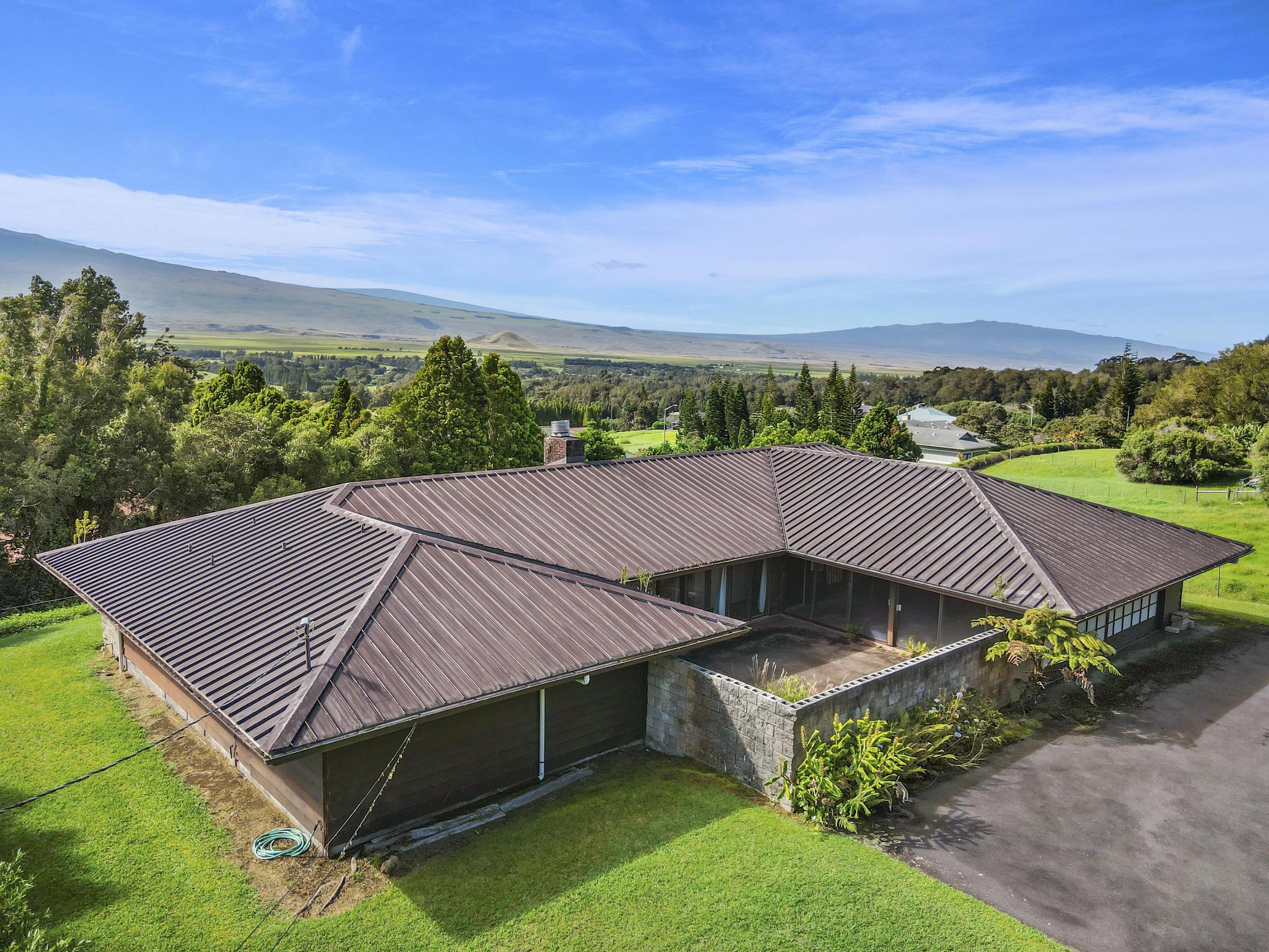 Iokua Pl, Kamuela, HI 96743