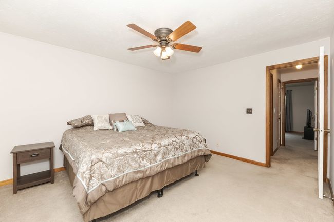 APT-20 - 109 Urban St, Home with 2 bedrooms, 1 bathrooms and 1 parking in Bloomington IL | Image 17