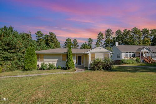 111 Lang St, Durham, NC, 27703-5870 | Card Image