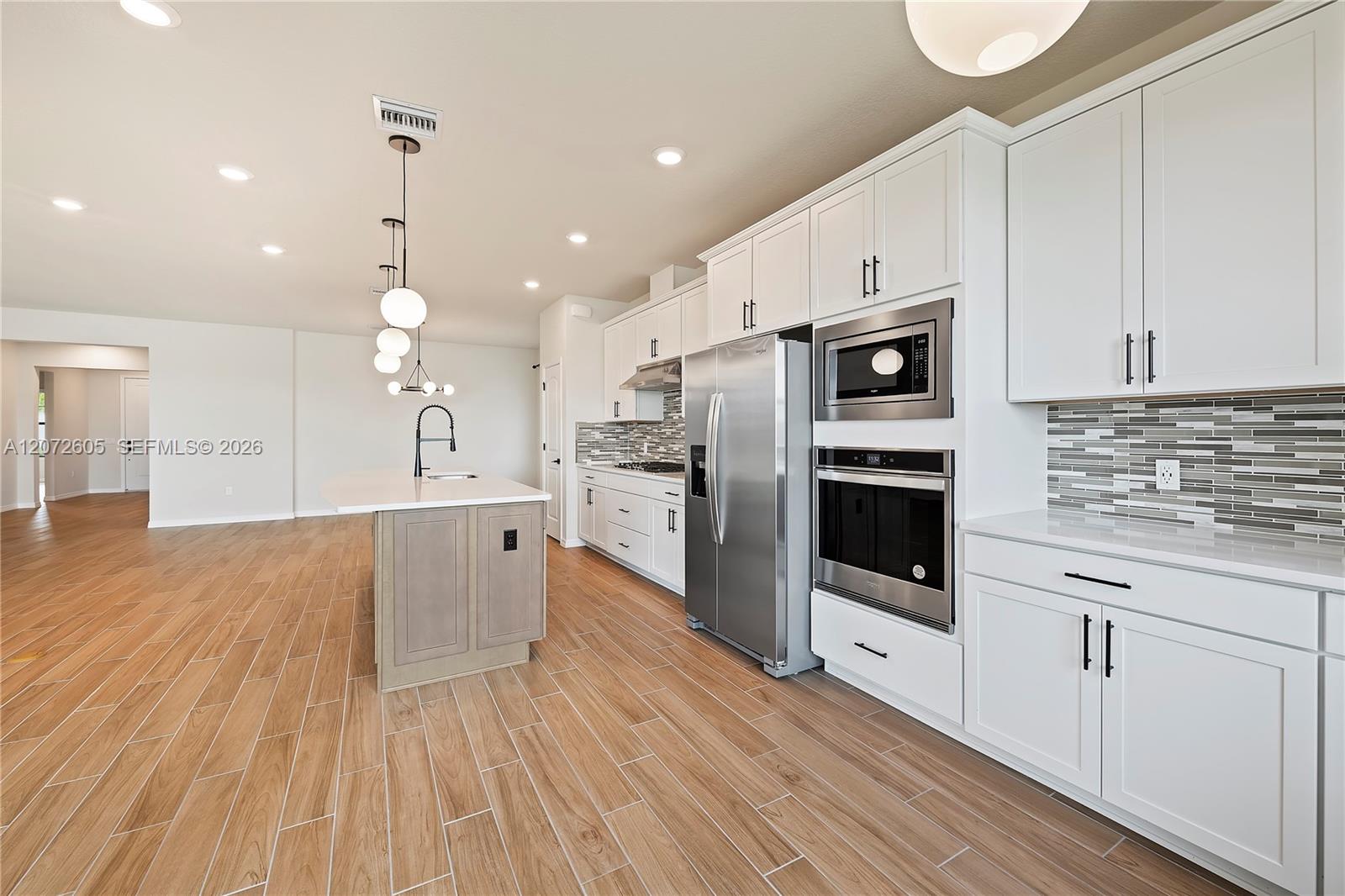 Residential Lease in Lake Worth