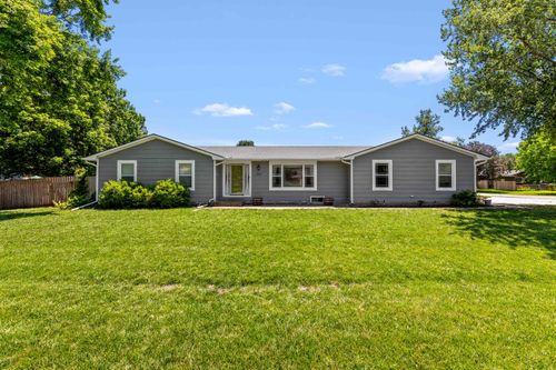 143 W Northwind Dr, Valley Center, KS, 67147 | Card Image