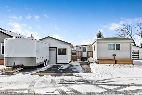 830 Bay Rd, Strathmore, AB, T1P1E3 | Card Image