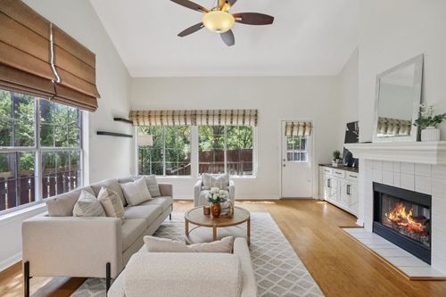 10914 Sierra Oaks, Austin, TX, 78759-5156 | Card Image